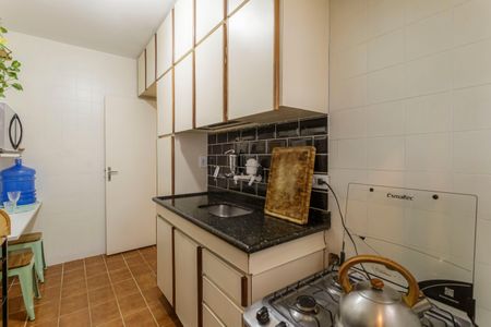 Apartamento à venda com 64m², 2 quartos e 1 vagaCozinha