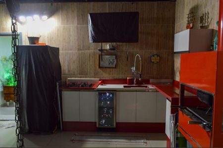 Casa de condomínio à venda com 130m², 3 quartos e 2 vagasTerraço