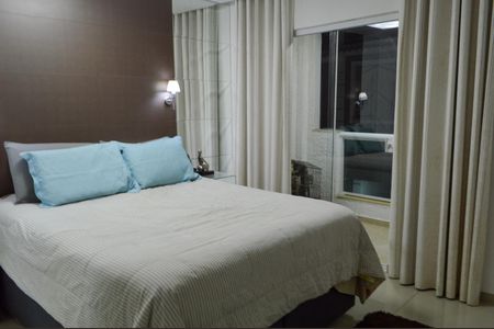 Casa de condomínio à venda com 130m², 3 quartos e 2 vagasSuíte 1