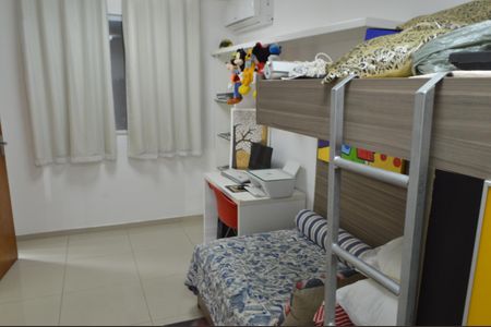 Casa de condomínio à venda com 130m², 3 quartos e 2 vagasSuíte 3