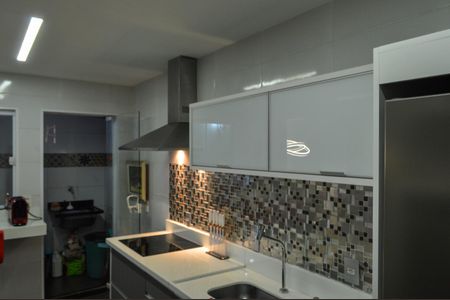 Casa de condomínio à venda com 130m², 3 quartos e 2 vagasCozinha