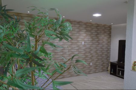 Casa de condomínio à venda com 130m², 3 quartos e 2 vagasSala 2