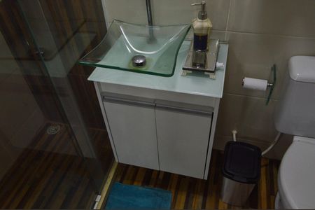 Casa de condomínio à venda com 130m², 3 quartos e 2 vagasBanheiro da Suíte 2