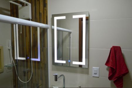 Casa de condomínio à venda com 130m², 3 quartos e 2 vagasBanheiro da Suíte 1