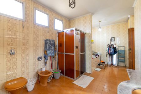 Casa à venda com 492m², 3 quartos e 2 vagasBanheiro da Suíte 1