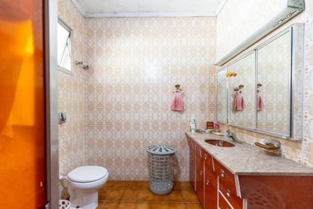 Casa à venda com 492m², 3 quartos e 2 vagasBanheiro da Suíte 3