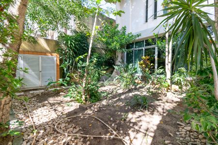 Casa à venda com 492m², 3 quartos e 2 vagasJardim