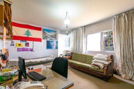 Casa à venda com 492m², 3 quartos e 2 vagasSuíte 2