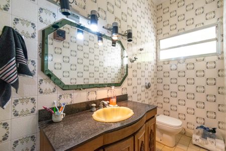 Casa à venda com 492m², 3 quartos e 2 vagasLavabo