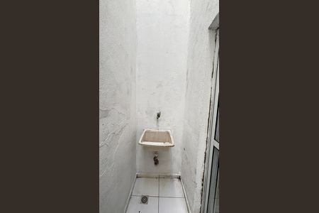 Casa de condomínio à venda com 106m², 3 quartos e 1 vagaÁrea de Serviço