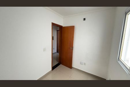 Casa de condomínio à venda com 106m², 3 quartos e 1 vagaQuarto 2