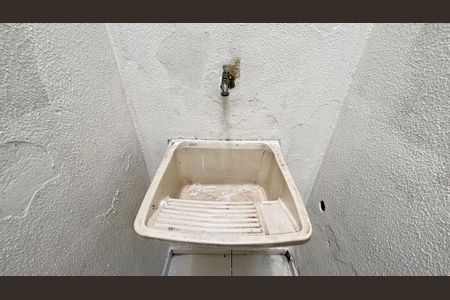 Casa de condomínio à venda com 106m², 3 quartos e 1 vagaÁrea de Serviço