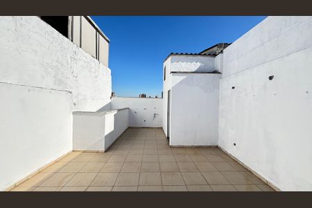 Casa de condomínio à venda com 106m², 3 quartos e 1 vagaCobertura