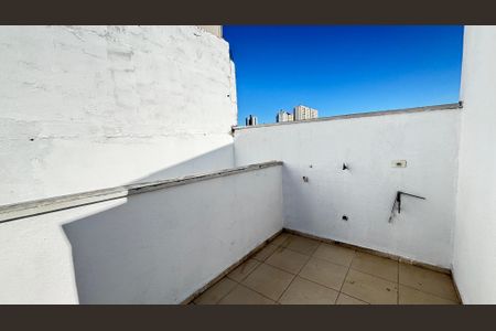 Casa de condomínio à venda com 106m², 3 quartos e 1 vagaCobertura