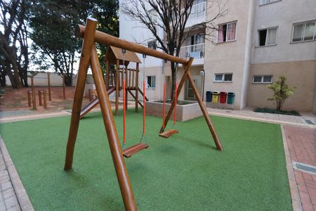 Apartamento à venda com 37m², 2 quartos e sem vagaÁrea comum - Playground