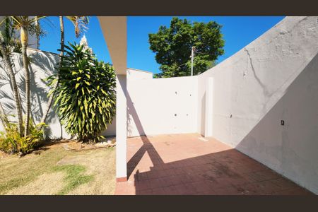 Casa à venda com 237m², 4 quartos e 6 vagasQuintal