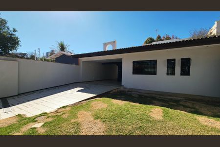 Casa à venda com 237m², 4 quartos e 6 vagasQuintal