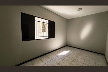 Casa à venda com 237m², 4 quartos e 6 vagasSuíte