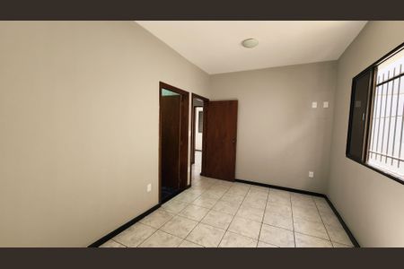 Casa à venda com 237m², 4 quartos e 6 vagasSuíte