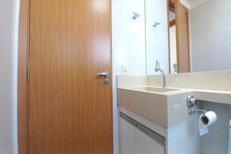 Apartamento à venda com 46m², 2 quartos e 1 vaga Apartamento à venda com 46m², 2 quartos e 1 vagaBanheiro