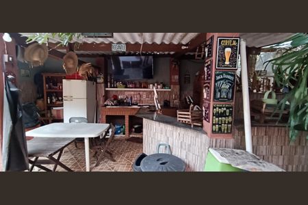 Casa à venda com 140m², 3 quartos e 2 vagas Casa à venda com 140m², 3 quartos e 2 vagasEspaço Gourmet