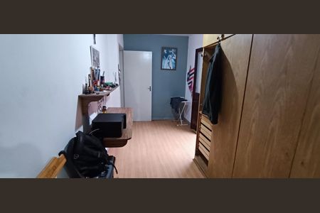 Casa à venda com 140m², 3 quartos e 2 vagas Casa à venda com 140m², 3 quartos e 2 vagasCloset da suíte 2