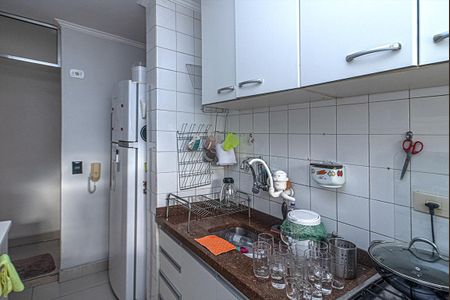 Apartamento à venda com 53m², 2 quartos e 1 vagaCozinha