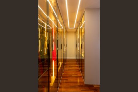 Apartamento à venda com 155m², 3 quartos e 3 vagasCloset da suíte