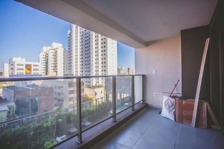 Apartamento para alugar com 45m², 1 quarto e 1 vagaVaranda