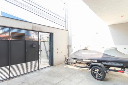 Casa à venda com 70m², 2 quartos e 2 vagas Casa à venda com 70m², 2 quartos e 2 vagasGaragem