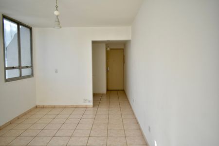 Apartamento à venda com 75m², 2 quartos e 1 vagaSala