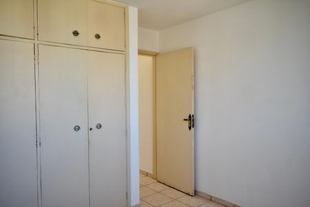 Apartamento à venda com 75m², 2 quartos e 1 vagaQuarto 2