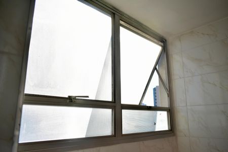 Apartamento à venda com 75m², 2 quartos e 1 vagaÁrea de Serviço