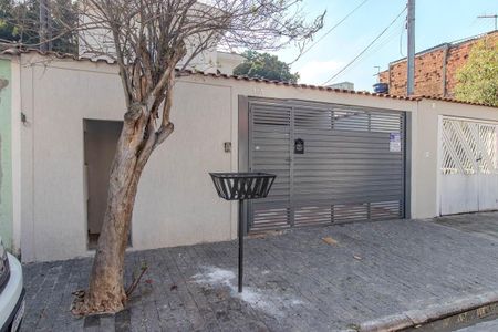 Casa à venda com 214m², 5 quartos e 3 vagasFachada