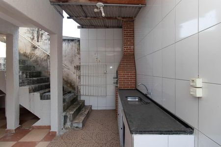 Casa à venda com 214m², 5 quartos e 3 vagasChurrasqueira