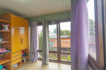 Casa à venda com 190m², 5 quartos e 2 vagas Casa à venda com 190m², 5 quartos e 2 vagasCloset da suíte