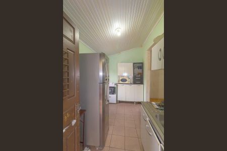 Casa à venda com 190m², 5 quartos e 2 vagas Casa à venda com 190m², 5 quartos e 2 vagasCozinha Casa 2