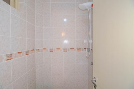 Casa à venda com 173m², 2 quartos e 3 vagasBanheiro Social 