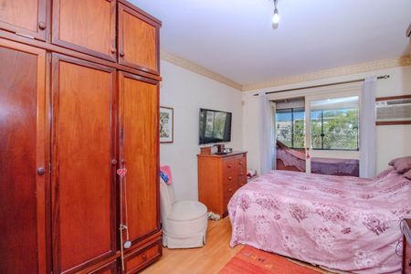 Casa à venda com 173m², 2 quartos e 3 vagasSuíte 2