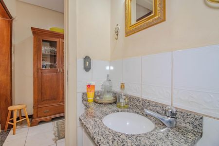 Casa à venda com 173m², 2 quartos e 3 vagasLavabo