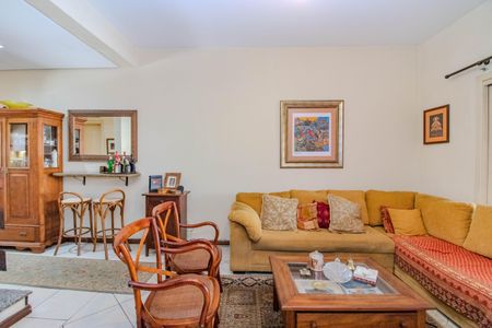 Casa à venda com 173m², 2 quartos e 3 vagasSala