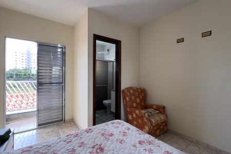 Casa à venda com 133m², 3 quartos e 2 vagas Casa à venda com 133m², 3 quartos e 2 vagasSuíte