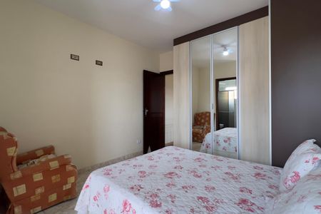 Casa à venda com 133m², 3 quartos e 2 vagas Casa à venda com 133m², 3 quartos e 2 vagasSuíte