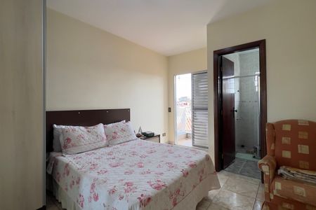 Casa à venda com 133m², 3 quartos e 2 vagas Casa à venda com 133m², 3 quartos e 2 vagasSuíte