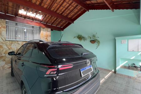 Casa à venda com 133m², 3 quartos e 2 vagas Casa à venda com 133m², 3 quartos e 2 vagasGaragem