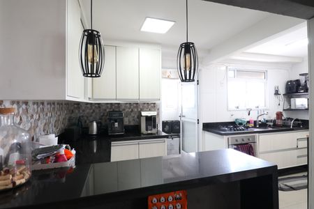 Apartamento à venda com 98m², 3 quartos e 2 vagasCozinha