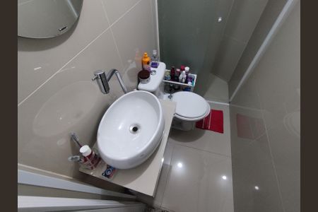 Apartamento à venda com 33m², 2 quartos e sem vagaBanheiro