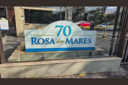 Apartamento à venda com 70m², 2 quartos e 2 vagasEntrada Condomínio