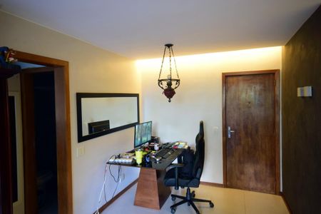 Apartamento à venda com 70m², 2 quartos e 2 vagasSala