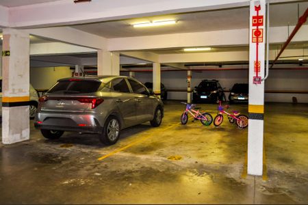 Apartamento à venda com 74m², 3 quartos e 1 vagaÁrea comum